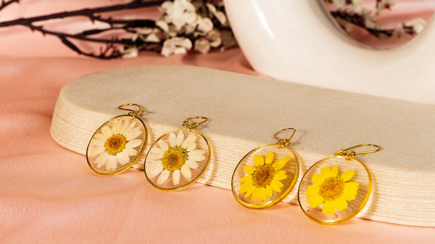 Darling Daisy Earrings