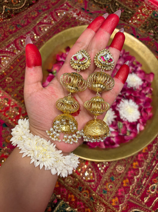 Begum Jhumka